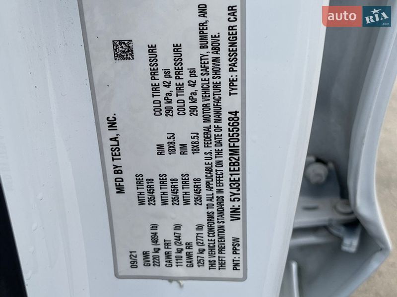 Седан Tesla Model 3 2021 в Харькове