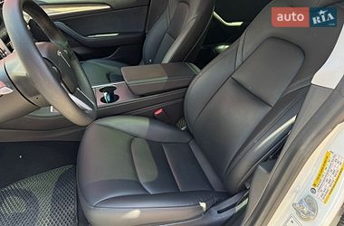 Седан Tesla Model 3 2021 в Києві