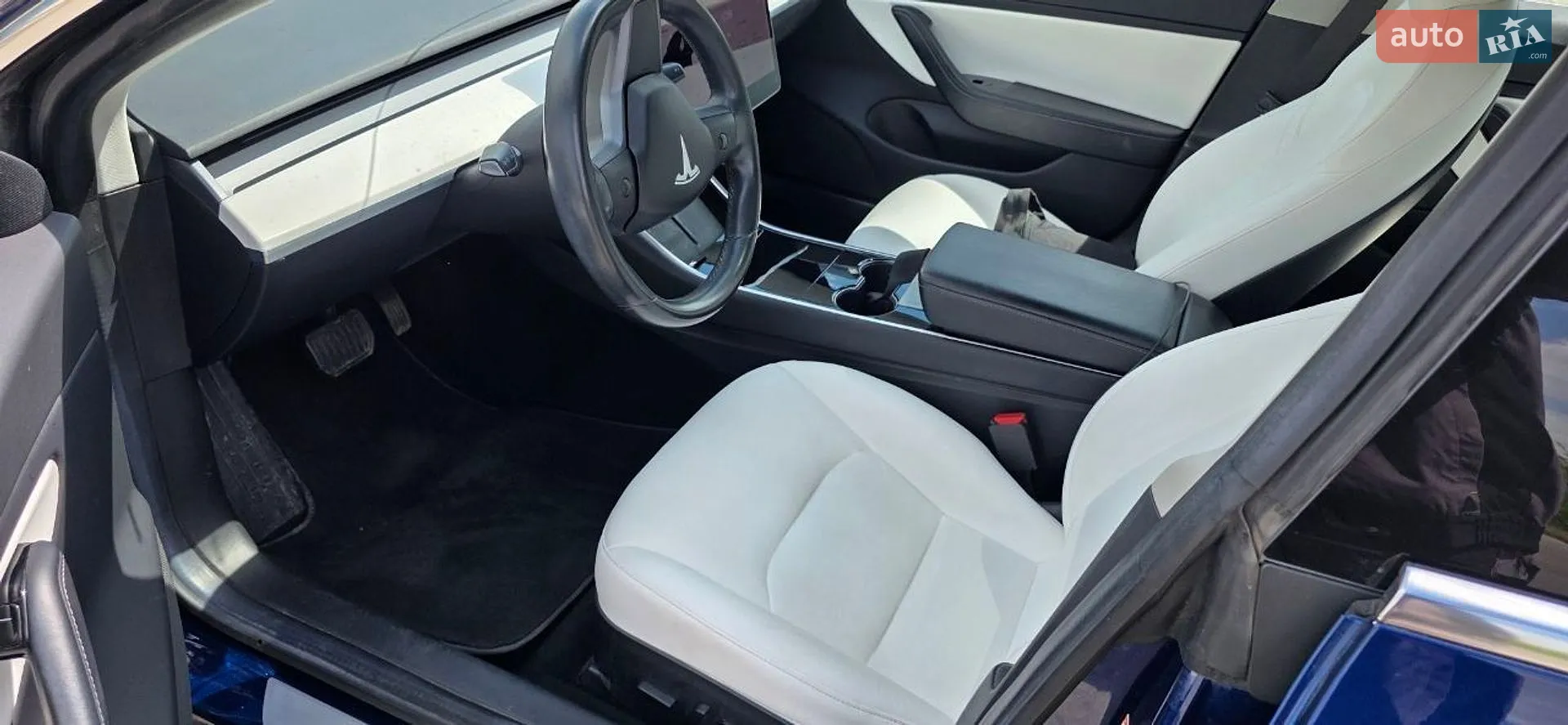 2018 Tesla Model 3 - мініатюра 9