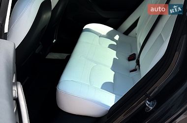 Седан Tesla Model 3 2023 в Киеве