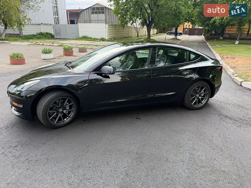 Седан Tesla Model 3 2022 в Києві фото 3 Седан Tesla Model 3 2022 в Києві