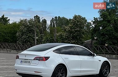 Седан Tesla Model 3 2018 в Харькове