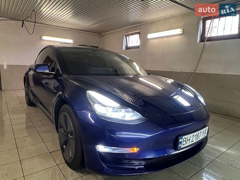 Седан Tesla Model 3 2021 в Одесі фото Седан Tesla Model 3 2021 в Одесі