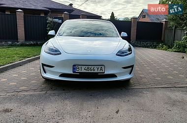 Седан Tesla Model 3 2021 в Полтаве