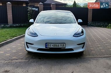 Седан Tesla Model 3 2021 в Полтаве