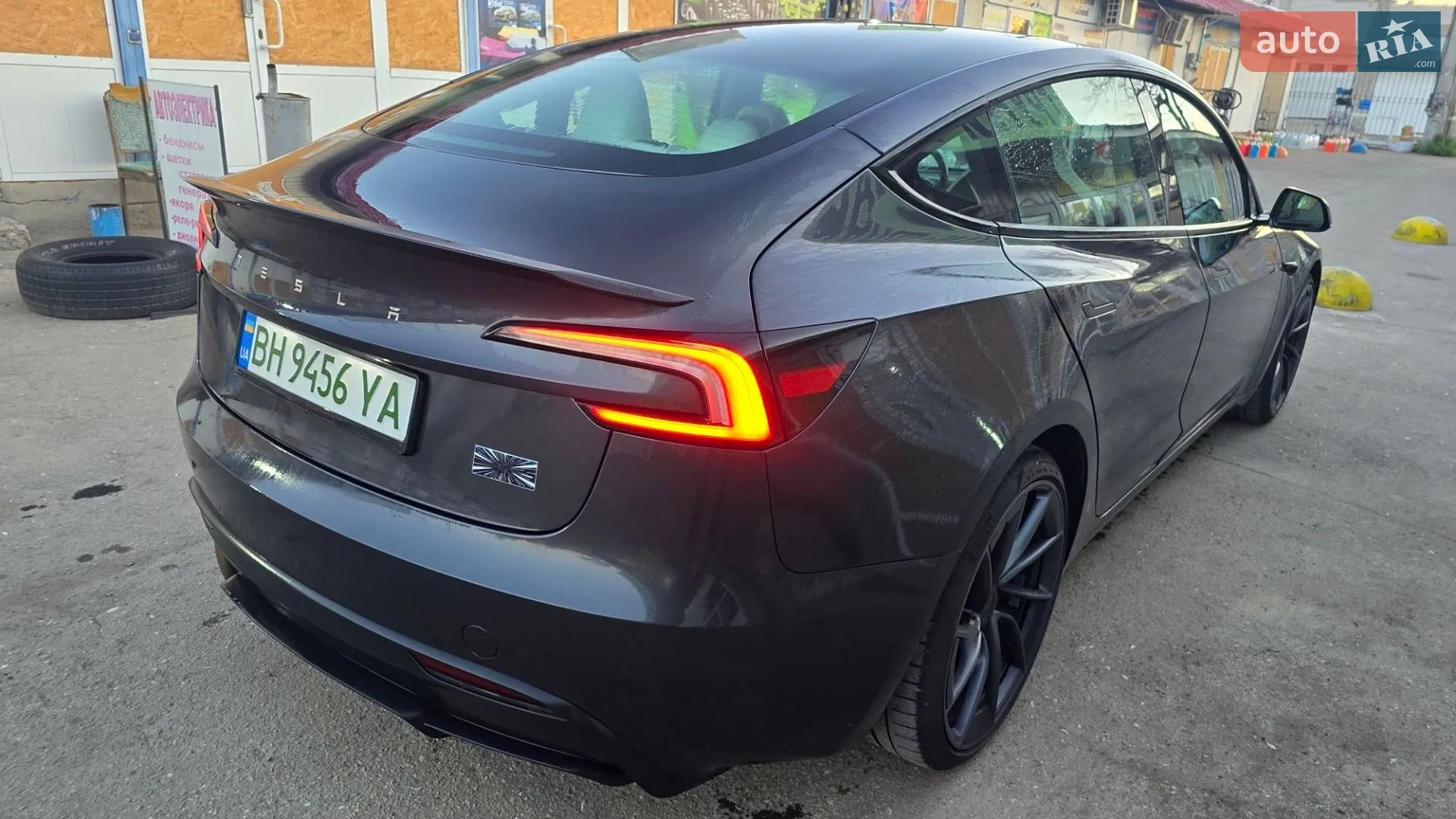 2024 Tesla Model 3 - мініатюра 12
