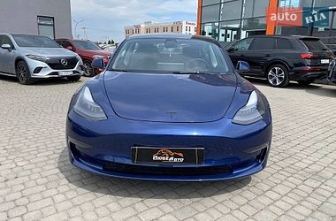 Седан Tesla Model 3 2022 в Львові