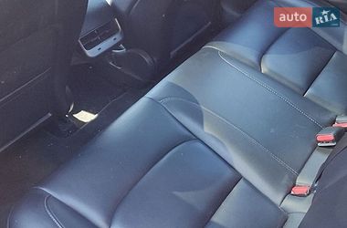 Седан Tesla Model 3 2018 в Києві