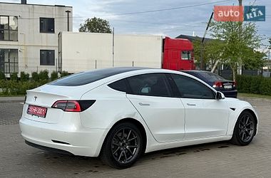 Седан Tesla Model 3 2018 в Луцьку