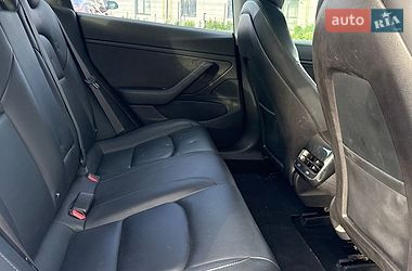 Седан Tesla Model 3 2018 в Луцьку