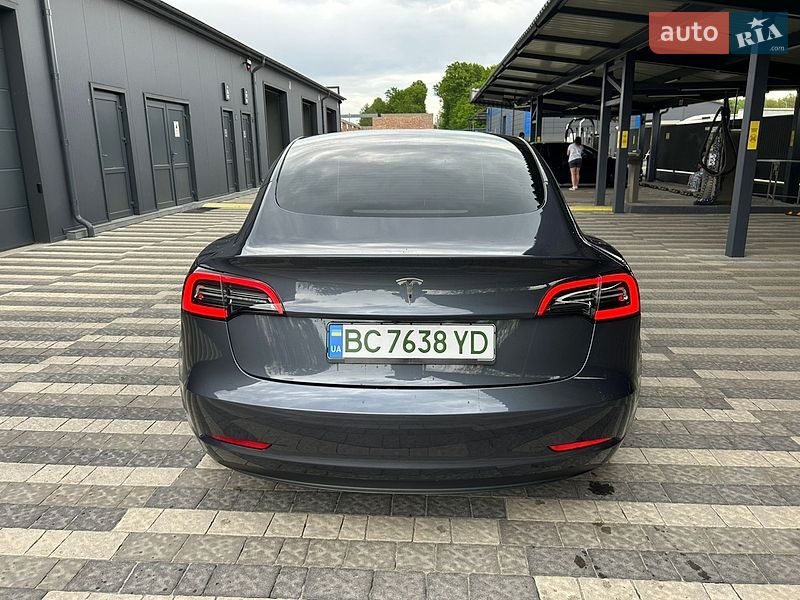 Седан Tesla Model 3 2023 в Львове фото 8 Седан Tesla Model 3 2023 в Львове