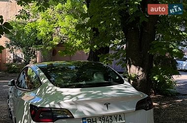 Седан Tesla Model 3 2021 в Одессе