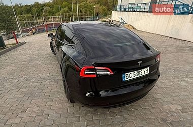 Седан Tesla Model 3 2021 в Запоріжжі
