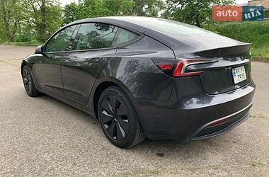 Седан Tesla Model 3 2024 в Києві