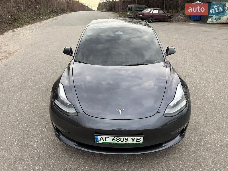 Седан Tesla Model 3 2023 в Дніпрі фото 2 Седан Tesla Model 3 2023 в Дніпрі