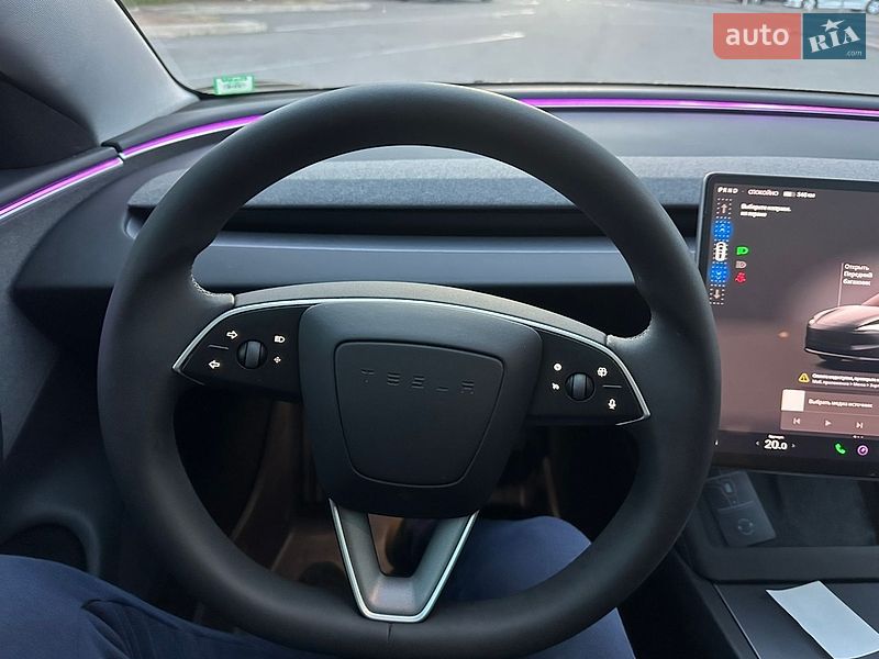 Седан Tesla Model 3 2025 в Києві