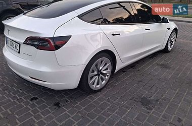 Седан Tesla Model 3 2022 в Киеве