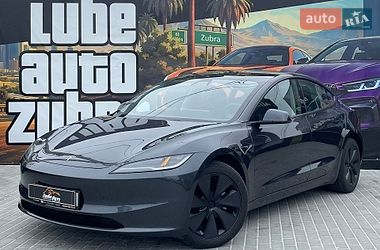 Седан Tesla Model 3 2024 в Львові