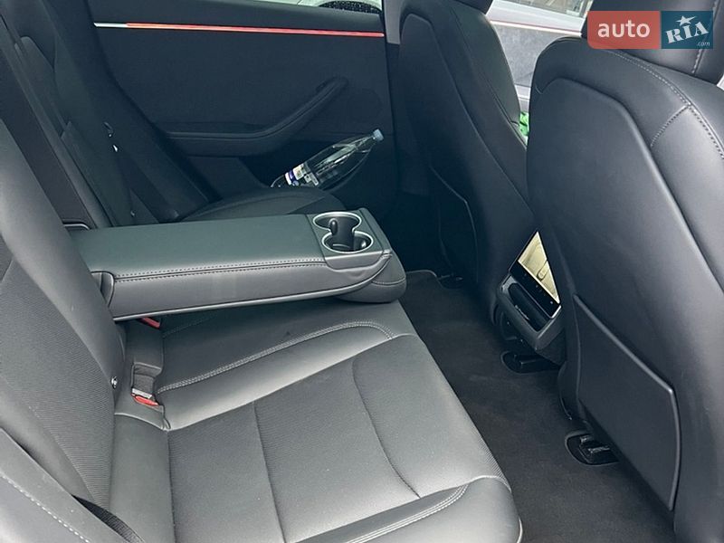 Седан Tesla Model 3 2024 в Белой Церкви