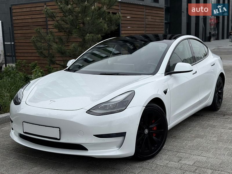 Седан Tesla Model 3 2022 в Киеве фото 4 Седан Tesla Model 3 2022 в Киеве