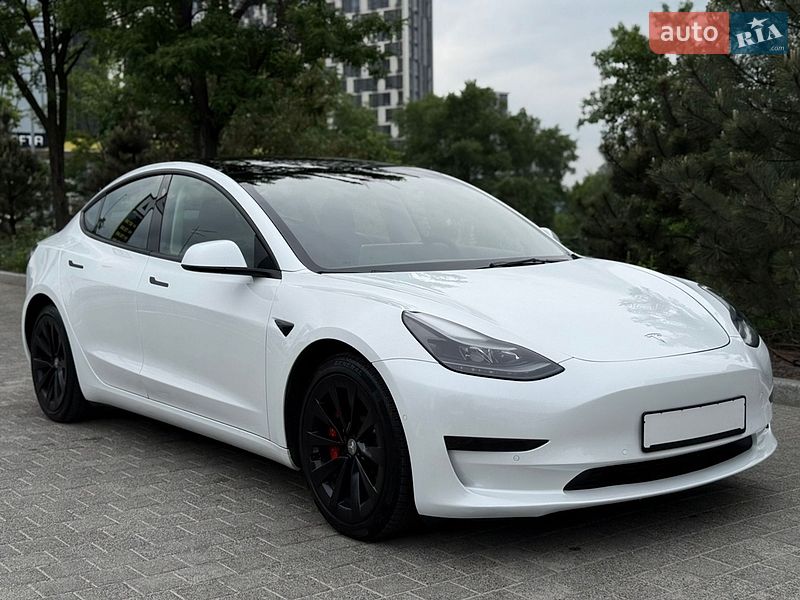 Седан Tesla Model 3 2022 в Киеве фото 11 Седан Tesla Model 3 2022 в Киеве