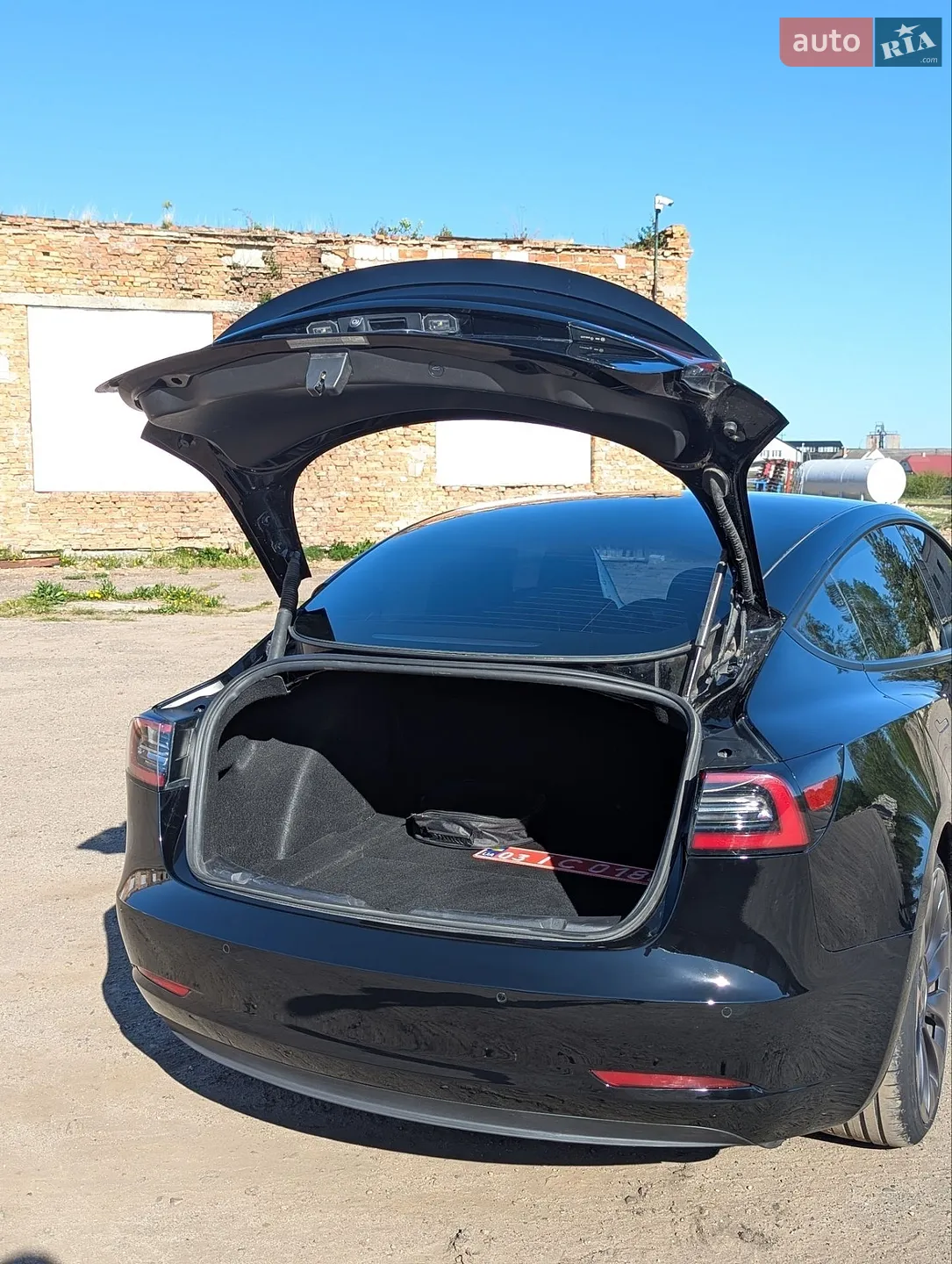 2021 Tesla Model 3 - мініатюра 9
