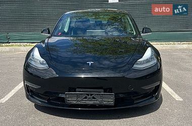 Седан Tesla Model 3 2018 в Одессе
