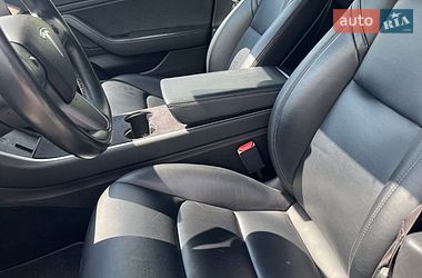 Седан Tesla Model 3 2018 в Одессе