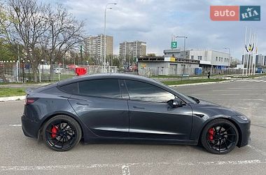 Седан Tesla Model 3 2024 в Києві фото 4 Седан Tesla Model 3 2024 в Києві