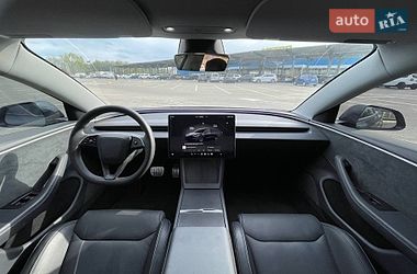 Седан Tesla Model 3 2024 в Києві фото 7 Седан Tesla Model 3 2024 в Києві