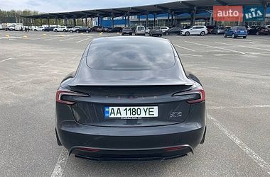 Седан Tesla Model 3 2024 в Києві