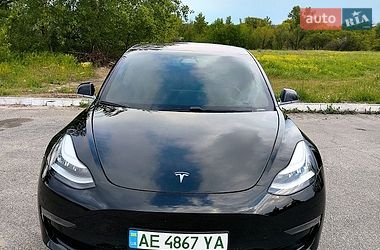 Седан Tesla Model 3 2019 в Кам'янському
