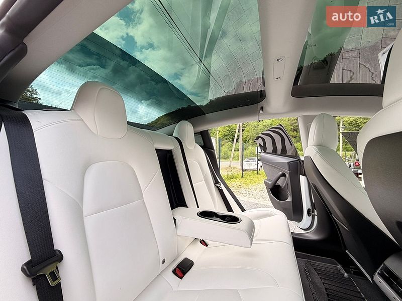 Седан Tesla Model 3 2023 в Яремче фото 18 Седан Tesla Model 3 2023 в Яремче
