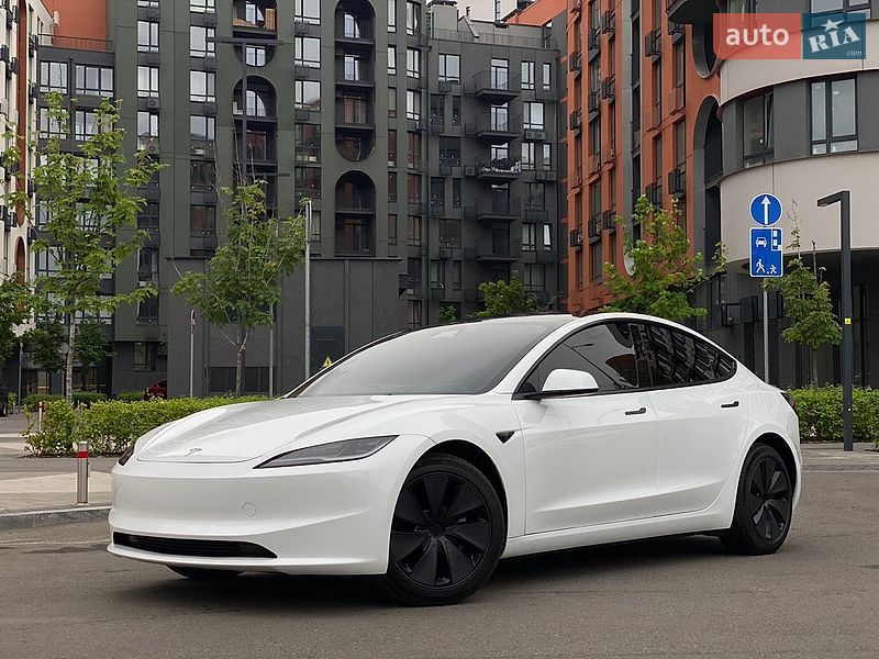 Седан Tesla Model 3 2024 в Києві фото Седан Tesla Model 3 2024 в Києві