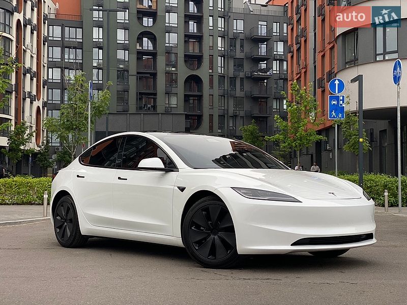 Седан Tesla Model 3 2024 в Києві фото 3 Седан Tesla Model 3 2024 в Києві