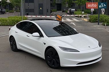 Седан Tesla Model 3 2024 в Києві фото 4 Седан Tesla Model 3 2024 в Києві