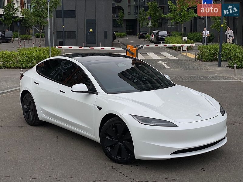 Седан Tesla Model 3 2024 в Києві фото 4 Седан Tesla Model 3 2024 в Києві