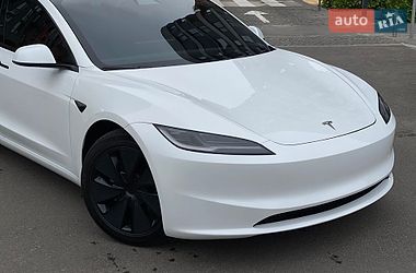 Седан Tesla Model 3 2024 в Києві фото 6 Седан Tesla Model 3 2024 в Києві