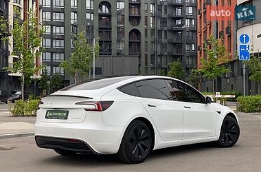 Седан Tesla Model 3 2024 в Києві фото 7 Седан Tesla Model 3 2024 в Києві