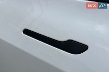 Седан Tesla Model 3 2024 в Києві фото 12 Седан Tesla Model 3 2024 в Києві