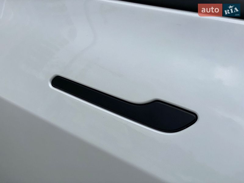 Седан Tesla Model 3 2024 в Києві фото 12 Седан Tesla Model 3 2024 в Києві