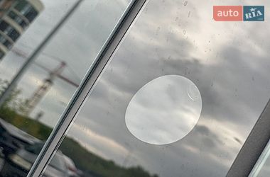 Седан Tesla Model 3 2024 в Киеве