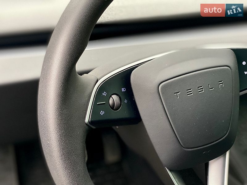 Седан Tesla Model 3 2024 в Києві фото 16 Седан Tesla Model 3 2024 в Києві