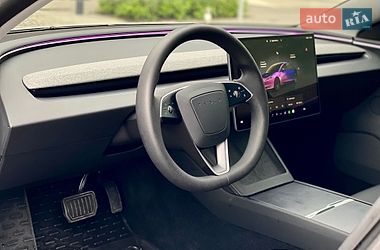 Седан Tesla Model 3 2024 в Киеве