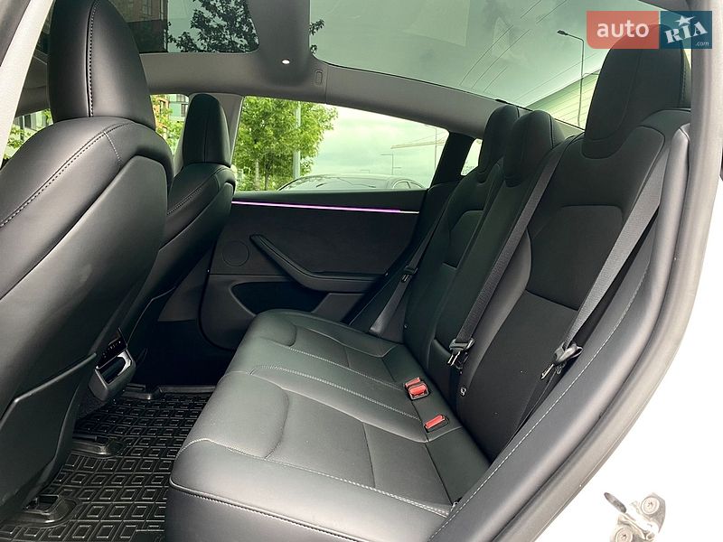 Седан Tesla Model 3 2024 в Києві фото 21 Седан Tesla Model 3 2024 в Києві