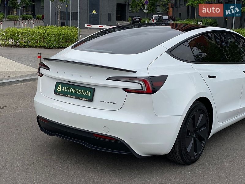 Седан Tesla Model 3 2024 в Києві фото 8 Седан Tesla Model 3 2024 в Києві