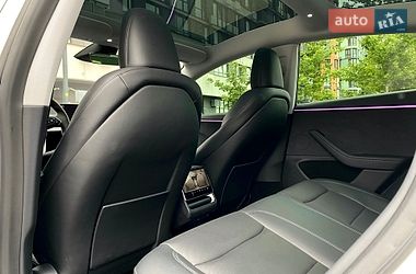 Седан Tesla Model 3 2024 в Києві фото 20 Седан Tesla Model 3 2024 в Києві