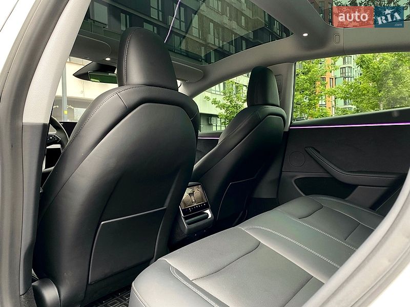 Седан Tesla Model 3 2024 в Києві фото 20 Седан Tesla Model 3 2024 в Києві