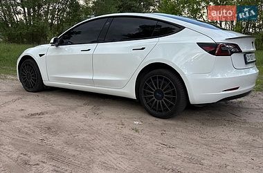 Седан Tesla Model 3 2020 в Черкассах