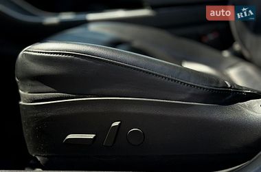 Седан Tesla Model 3 2018 в Луцке